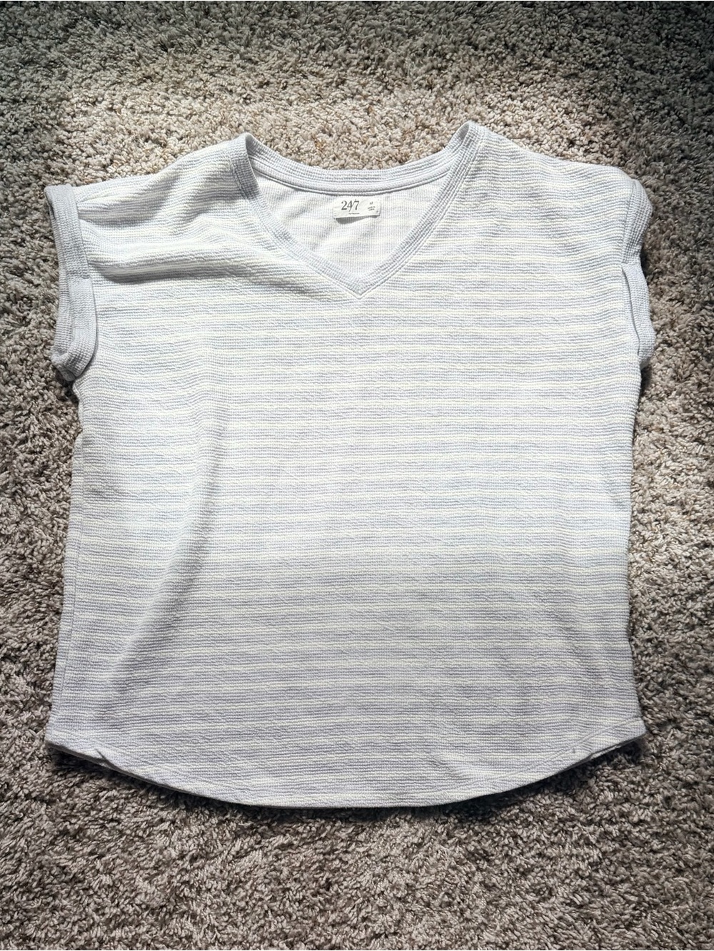 Striped Light Gray V‑Neck Short Sleeve Tee - Picture 2 of 3